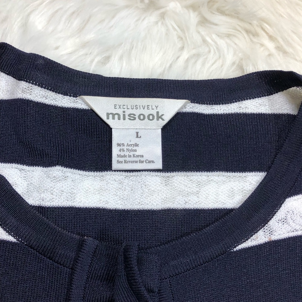 Exclusively Misook Lace Ruffle Cardigan - Picture 2 of 4